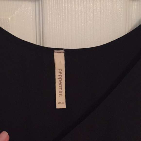 BLACK DRESS - Picture 4 of 5